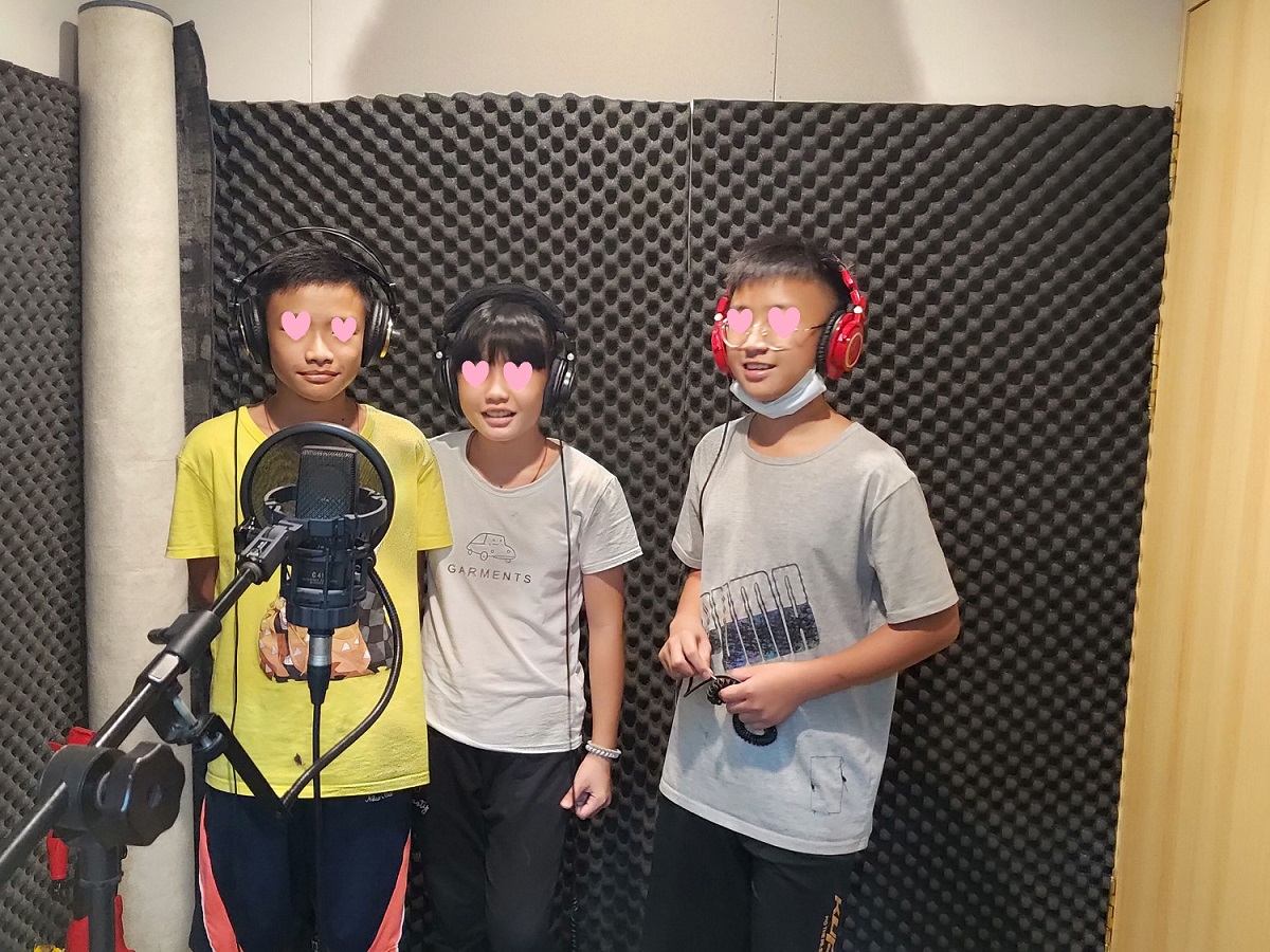 錄音室初體驗-家園寶貝大展歌喉(標題圖檔)