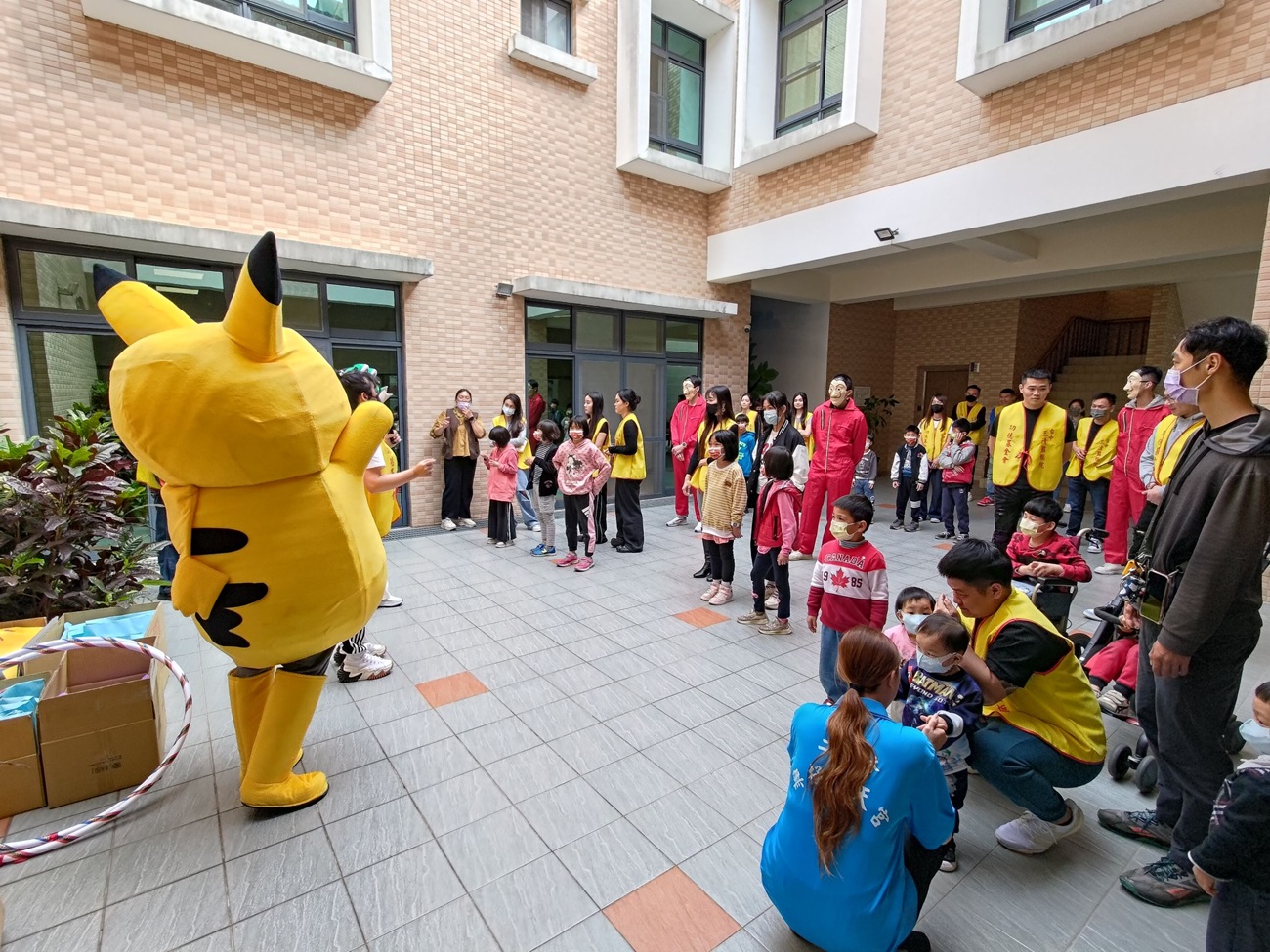 台中太平三清監樞院與院生同歡：快樂迎新年(標題圖檔)