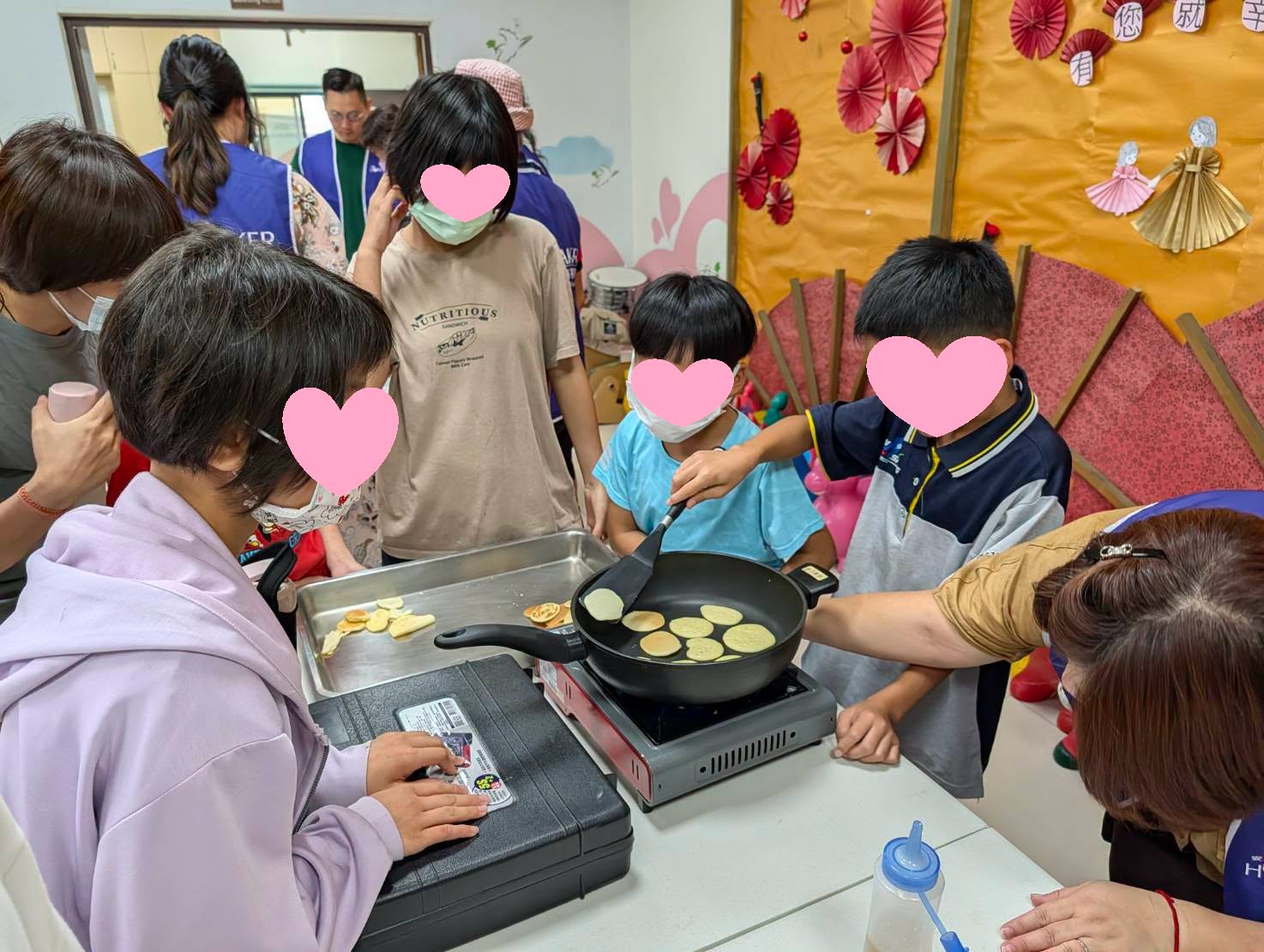 安麗希望工場慈善基金會：幸福手作時間(標題圖檔)