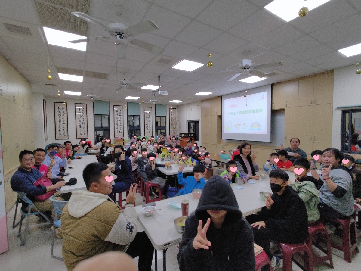 嘉義縣精緻農業協會與院生同歡：火雞大餐(標題圖檔)