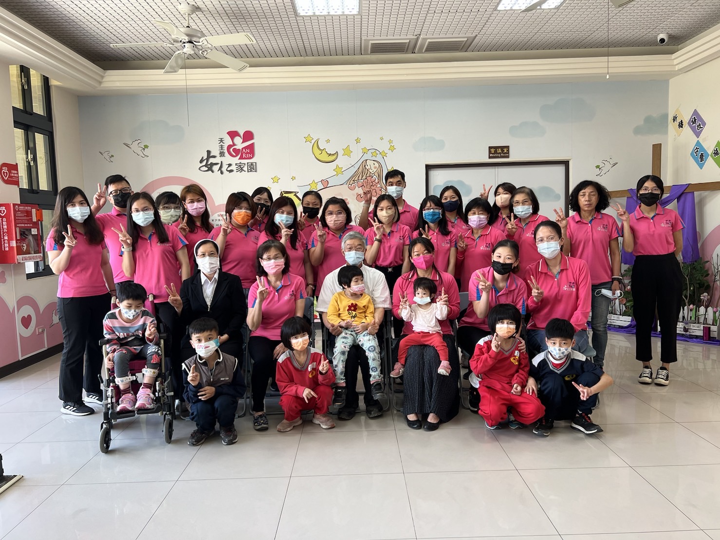 我們的全家福(標題圖檔)