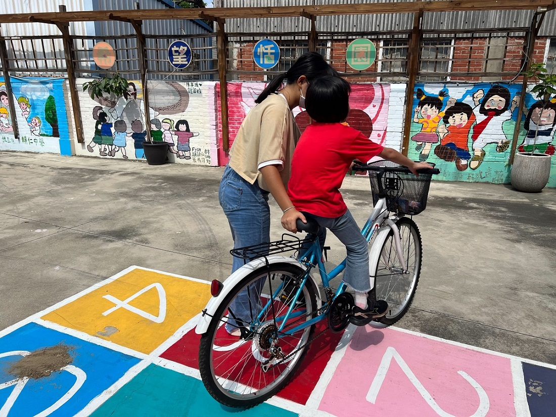 家園寶貝放暑假囉(標題圖檔)