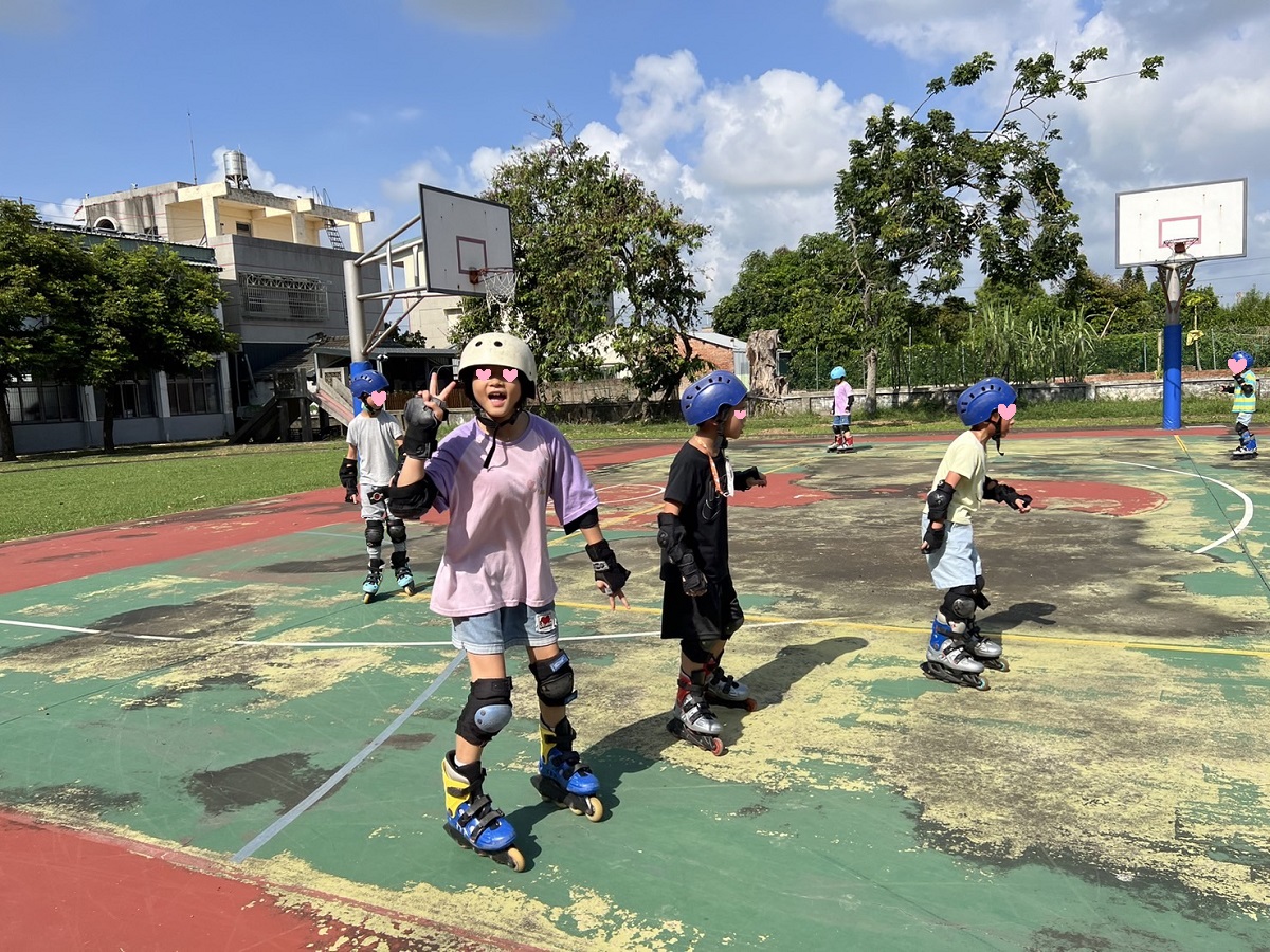 家園寶貝暑假營回顧：直排輪營(標題圖檔)