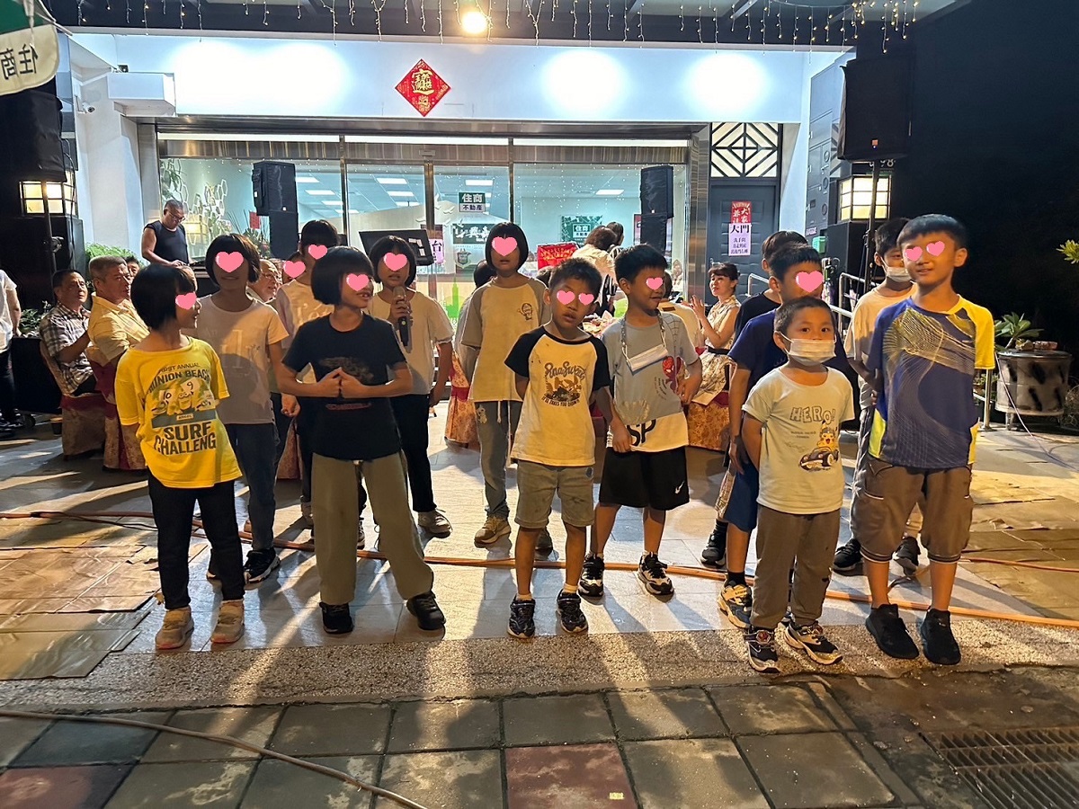 住商不動產嘉義興嘉店儀居團隊中秋聯歡晚會(標題圖檔)