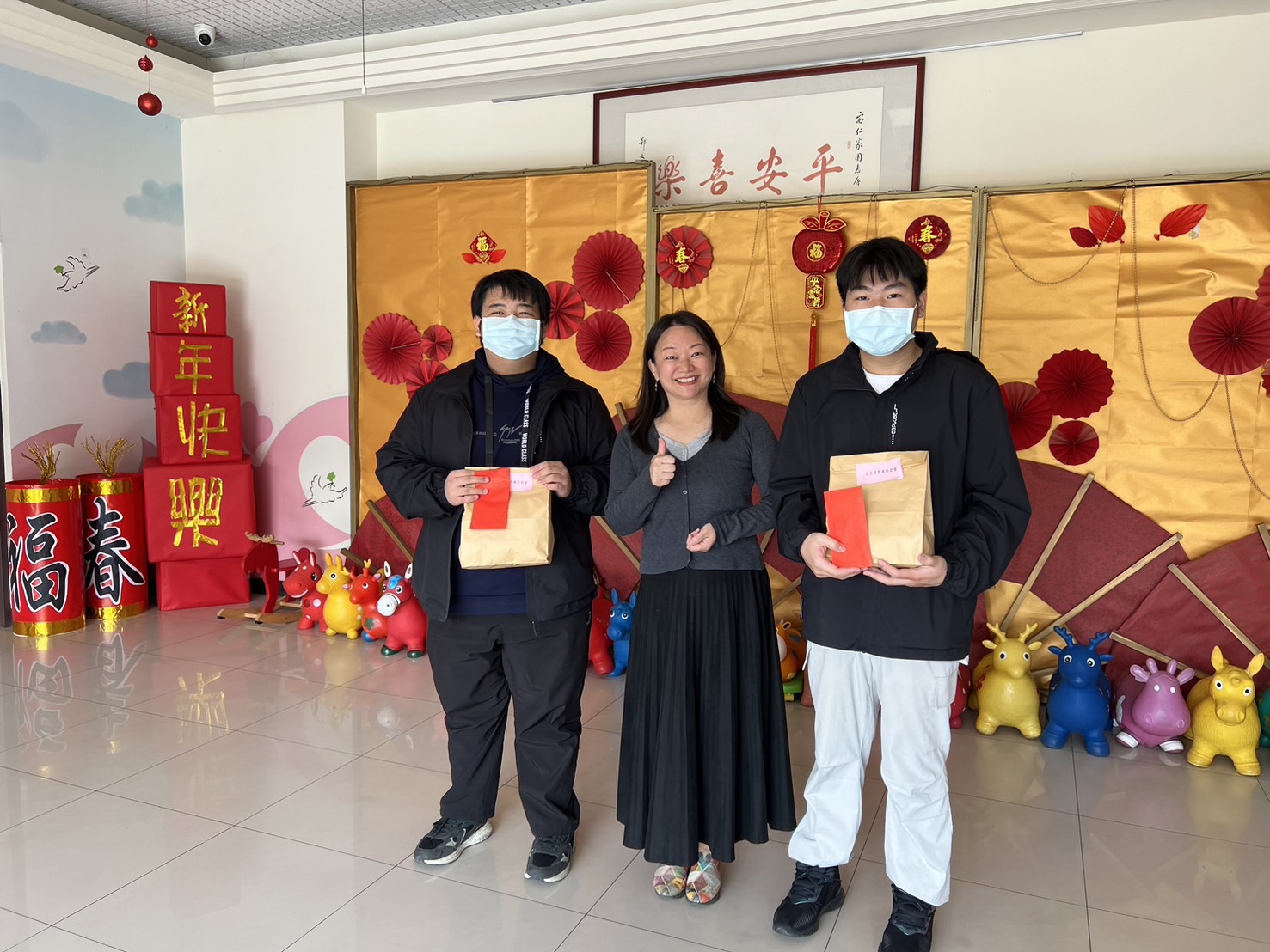 離院小天使回娘家團聚(標題圖檔)