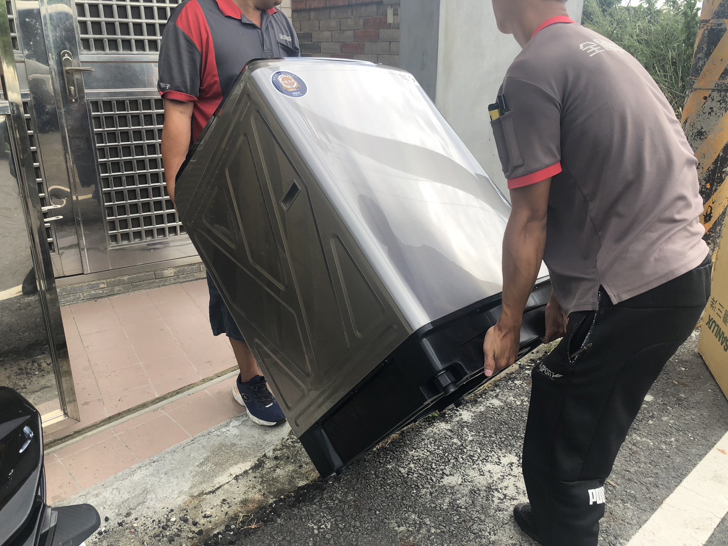 暖心寢具送愛安仁(標題圖檔)